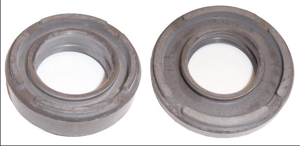 Kawasaki H1/ KH500 Crank Shaft Seals1969-1976 - HVCcycle