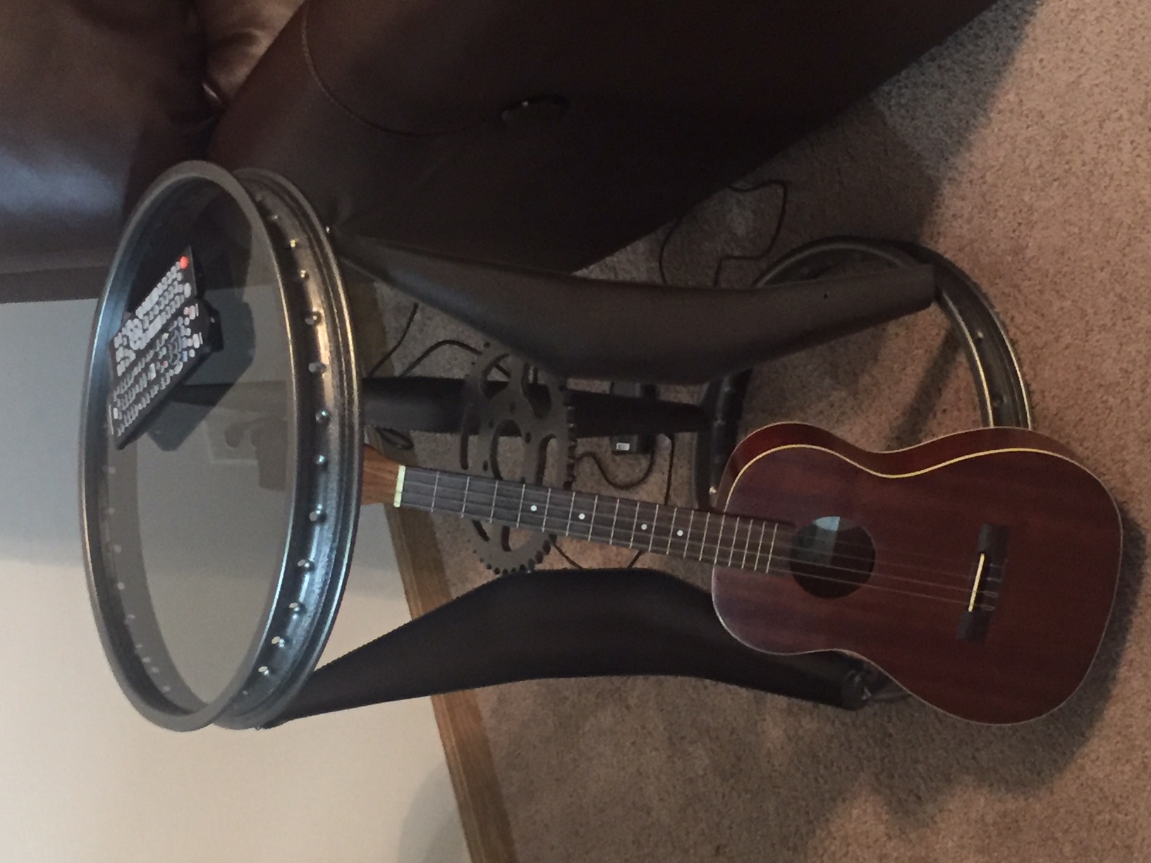 Cool Retro motorcycle tables HVCcycle