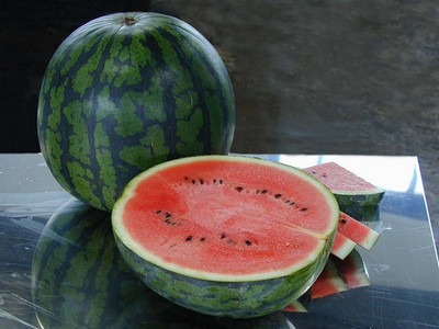 Sugar Baby Watermelon Seeds - 15 Seeds