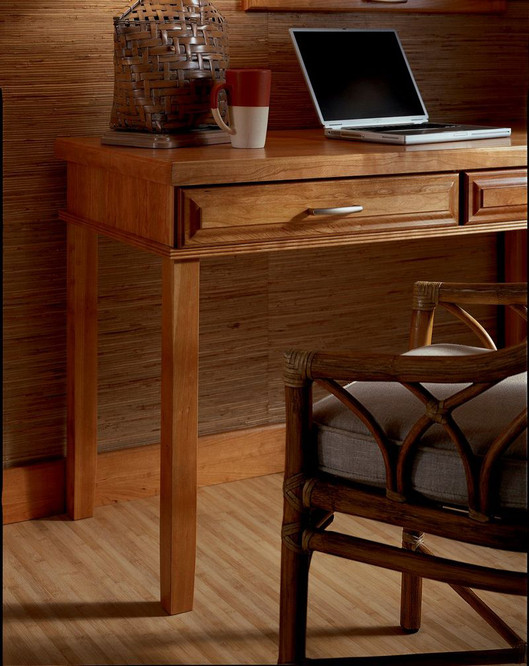 Tapered Leg Used to Make a Desk Tapered Leg Used to Make a Desk