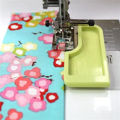 Clover 6-in-1 Stick 'n Stitch Seam Guide