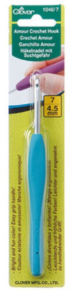 Clover Amour Crochet Hook – Size 7 (4.5mm) Blue