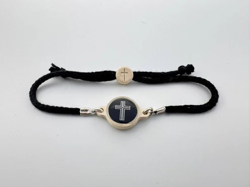 Tap To Pray™ - Survivor Series Handmade Bracelets - Onyx Cross