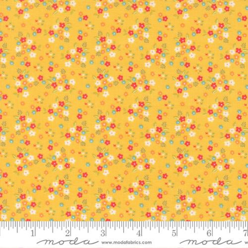 Moda Sherri & Chelsi Delightfully Yours - Buttercup Small Floral on Yellow