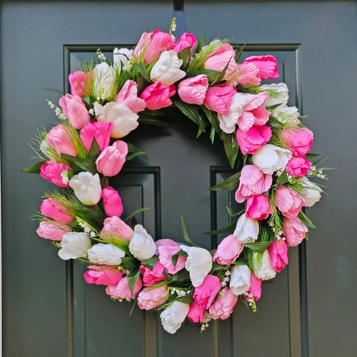 24" Beauty Pink & White Tulip Wreath
