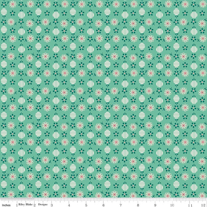 Berry & Sage Leaf Small Floral Daisy Print Riley Blake Cotton Fabric