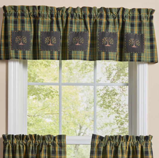 Willow Lane Plaid Lined Patch Valance 14"L