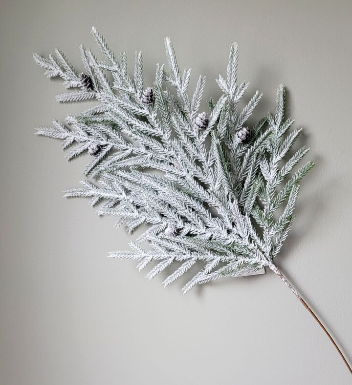 Greenery Picks & Sprays