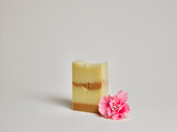 DAY 1 Hand & Body Soap Bar - Exciting Geranium Time