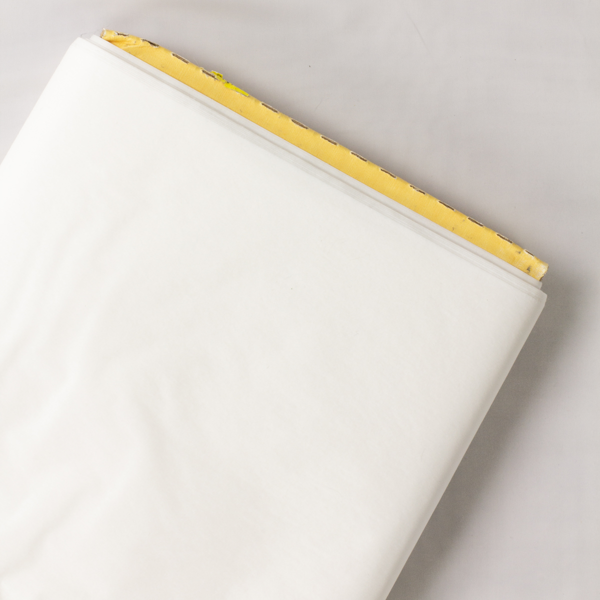 White Pellon 725 Heavy Duty Wonder Under #28941 Fabric By The Yard