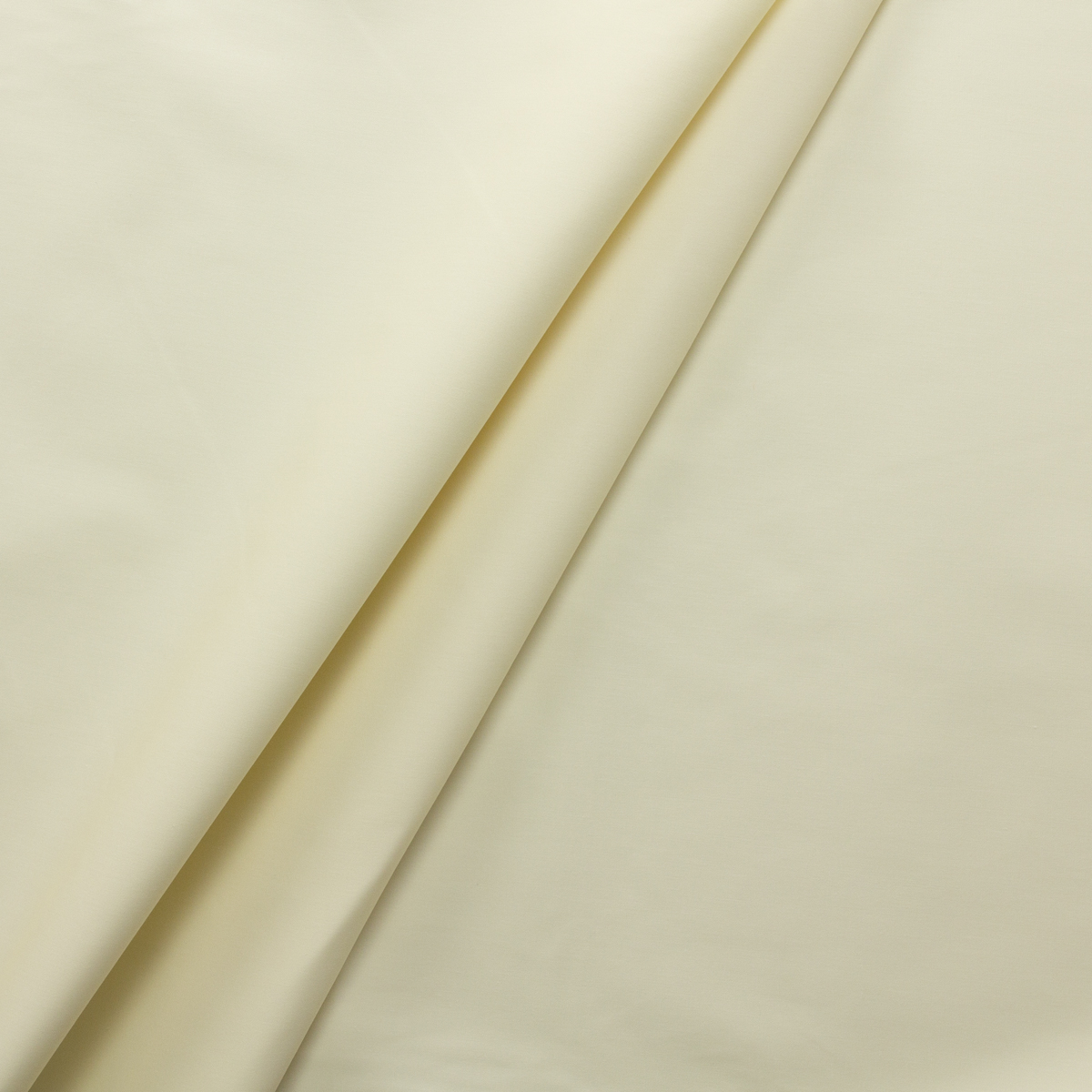 Ivory Maxima Poplin from Robert Kaufman #31169 Fabric By The Yard - Wide shot