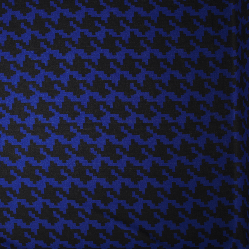 Blue and Black Large Houndstooth Lightweight Sweater Knit