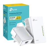 CW Office TP-Link TL-WPA4220 KIT AV600 Powerline Wi-Fi Booster 2 LAN, KIT, product image showing the retail box and white powerline Wi-Fi adapters with Ethernet ports.