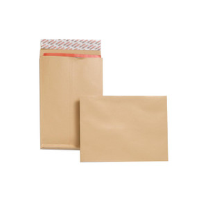 CW Office Newguardian C4 Gus Peel/Seal Env P25, brown peel and seal envelope with a flap and peel seal strip