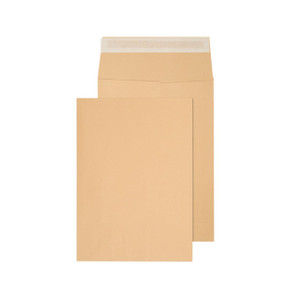 Product CW Office Q-Connect Gsst Env 25MM Man B4 PK125, a pack of 125 brown envelopes made of environmental-friendly material.