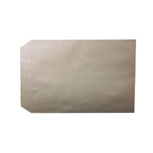 CW Office Q-Connect C4 Env Pkt Ss Man PK250, image of a manila C4 envelope in a pack
