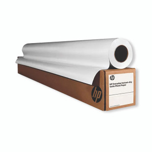 Product CW Office Evrydy Sat Ph PPR 610MMX30.5M 235GSM, a roll of white satin photo paper on a brown box with HP branding.