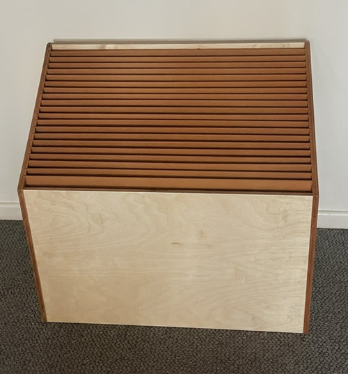 Large wooden poster display unit up to 61 cm long