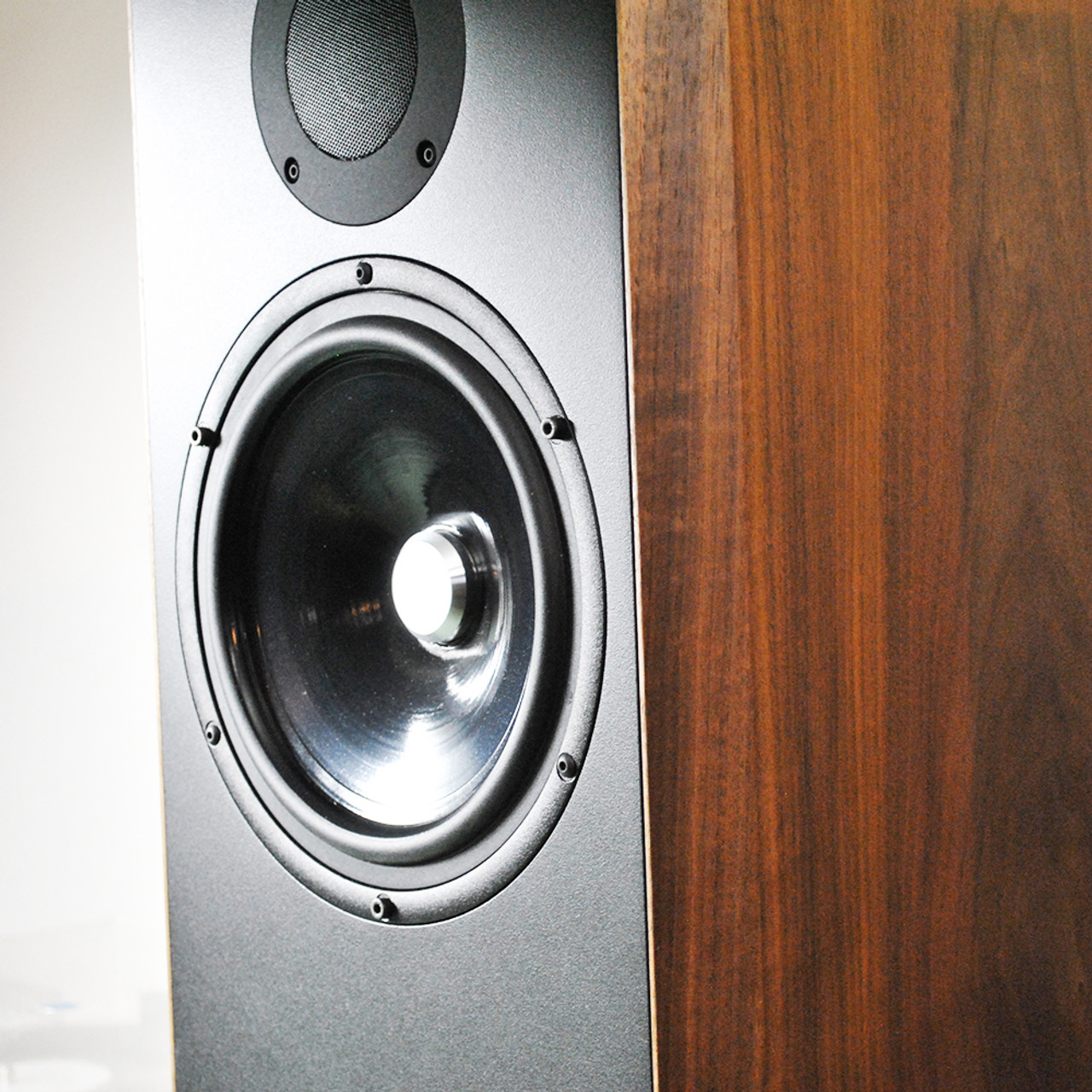 Kudos Audio Titan 707 speakers