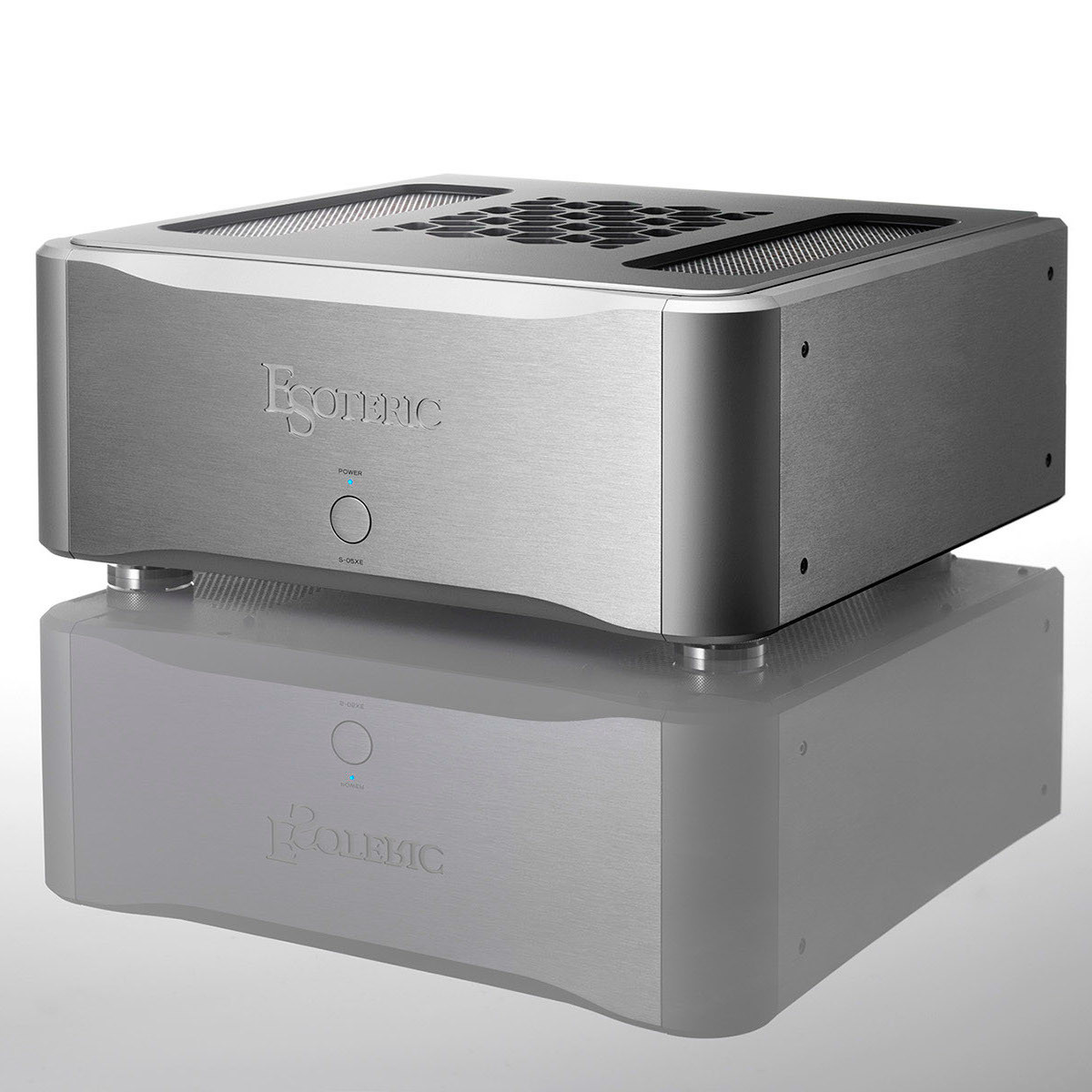 Esoteric S-05XE Stereo power amplifier