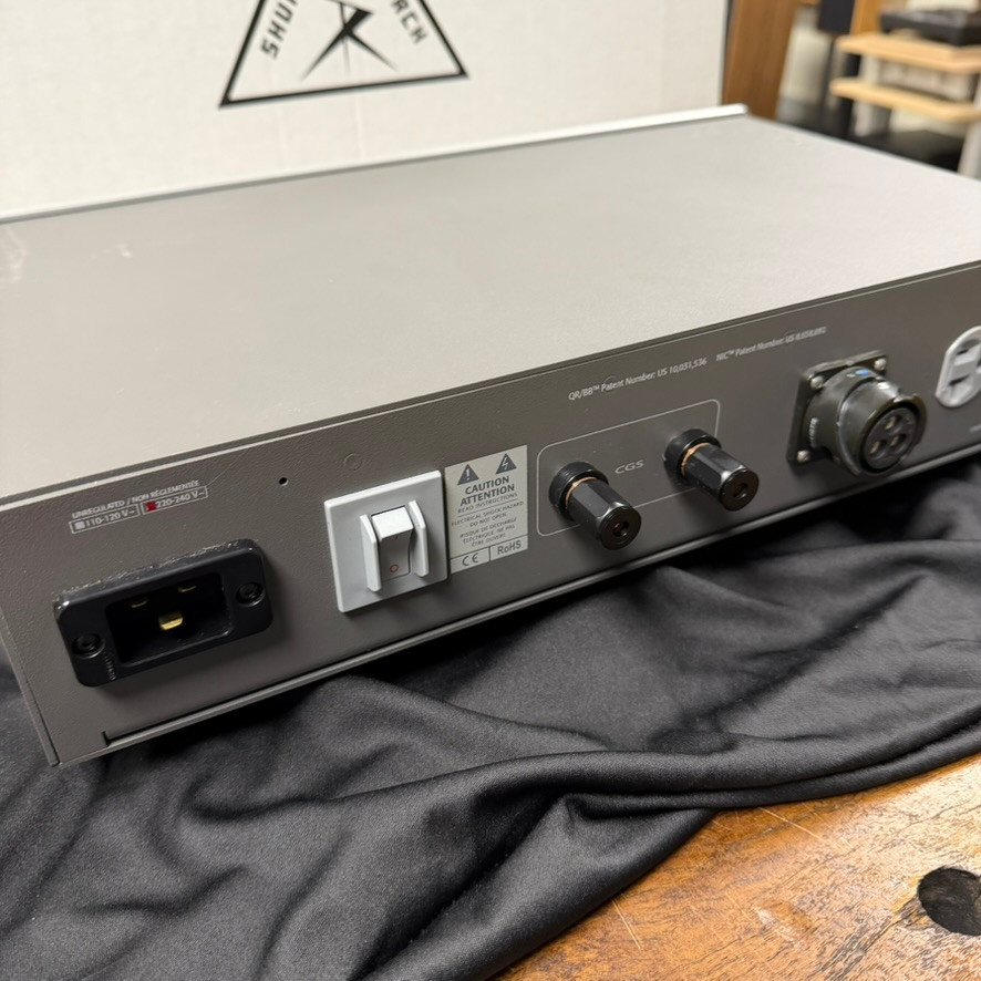Shunyata Typhon V2 power conditioner US
