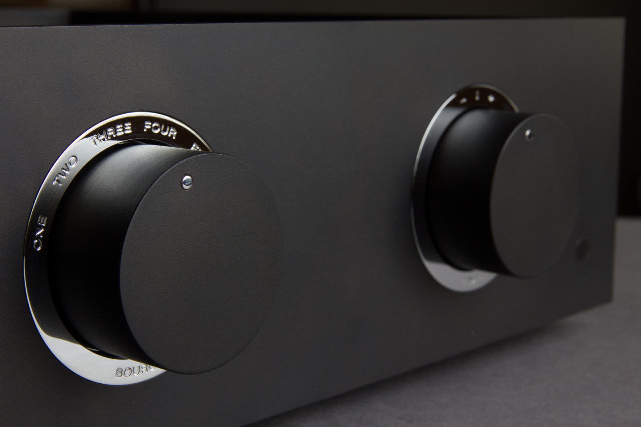 The Bespoke Audio Co. Preamplifier Silver wire Krispy Audio