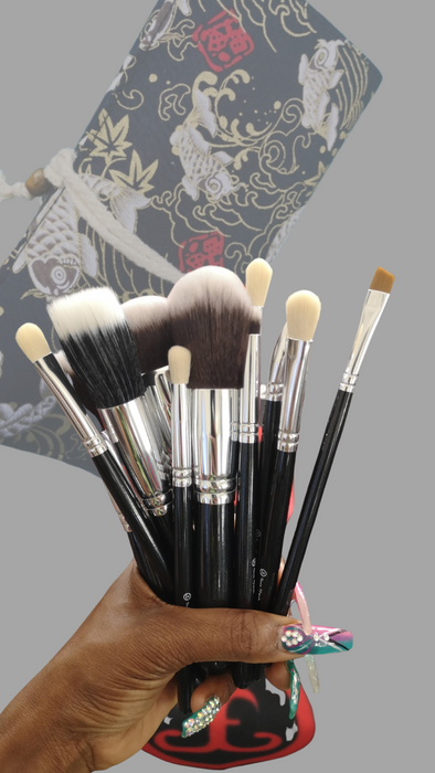 Makeup Brush Set - 10 + 1 Piece with Roll Bag