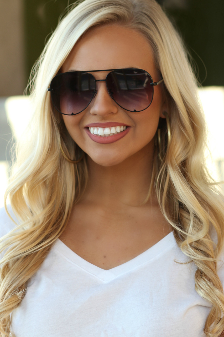 black gradient aviator sunglasses