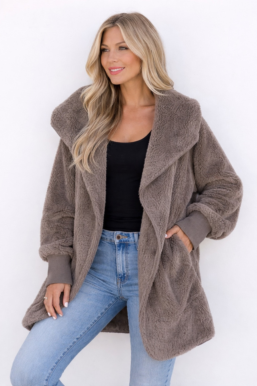 ALPINE CHALET SHERPA JACKET: STEEL GREY