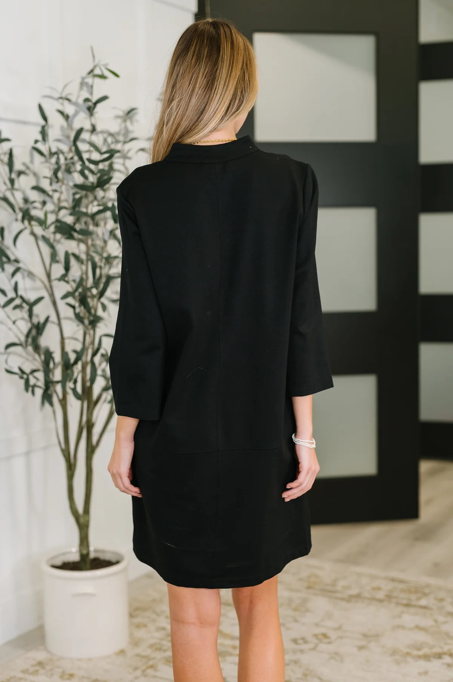 Portfolio Quarter Sleeve Dress: Black 