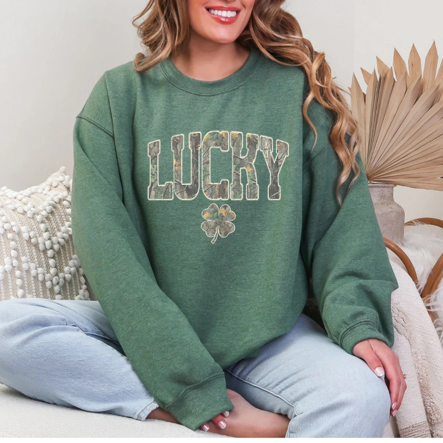 Lucky Camo Graphic Sweatshirt: Green 