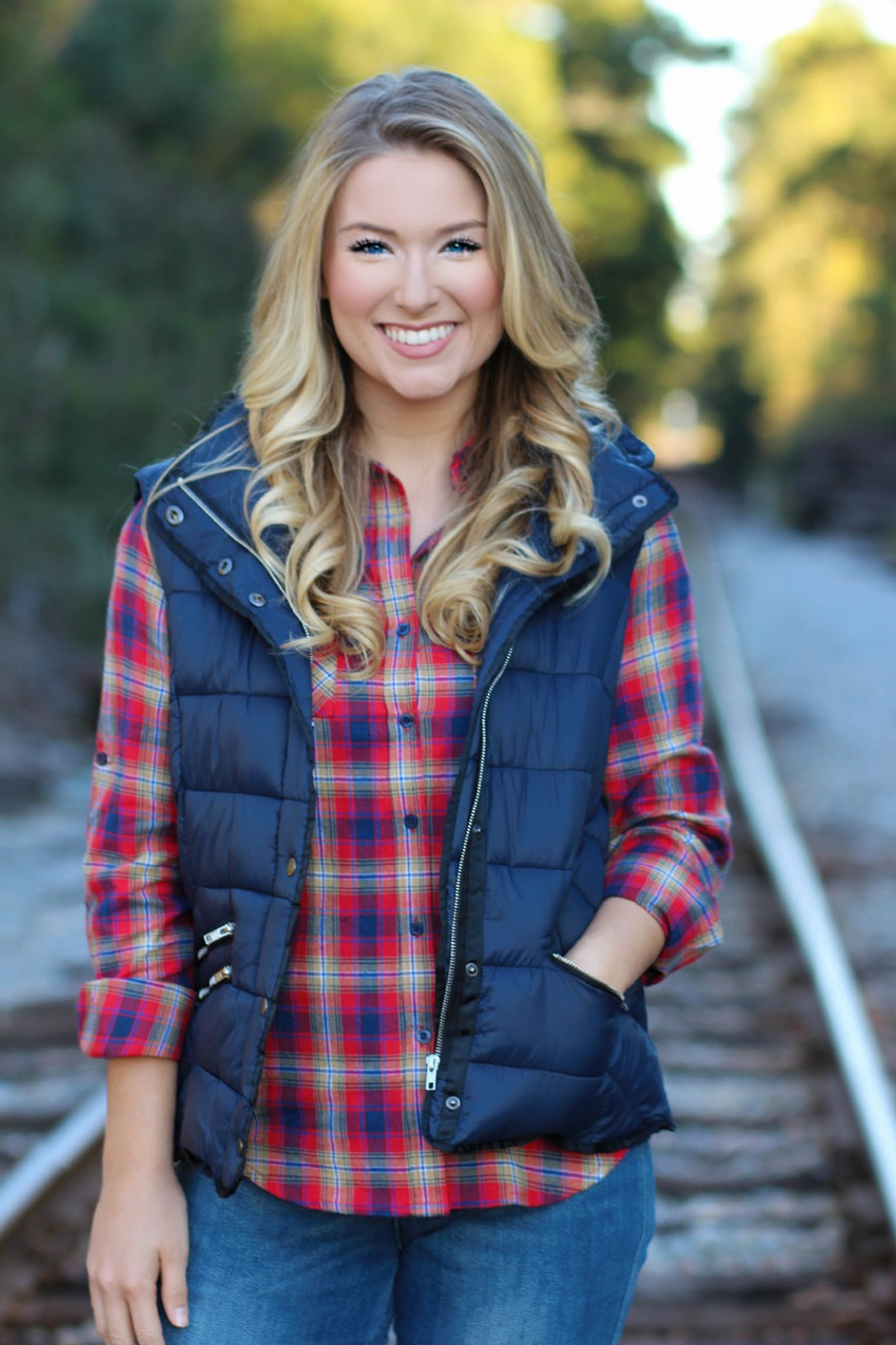 Winding Roads Vest: Navy 