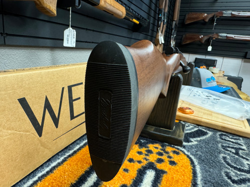 PRE-OWNED Weatherby Vanguard Sporter 300WIN
