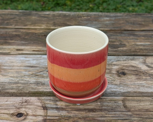 Water Colored Stripe Egg Pot