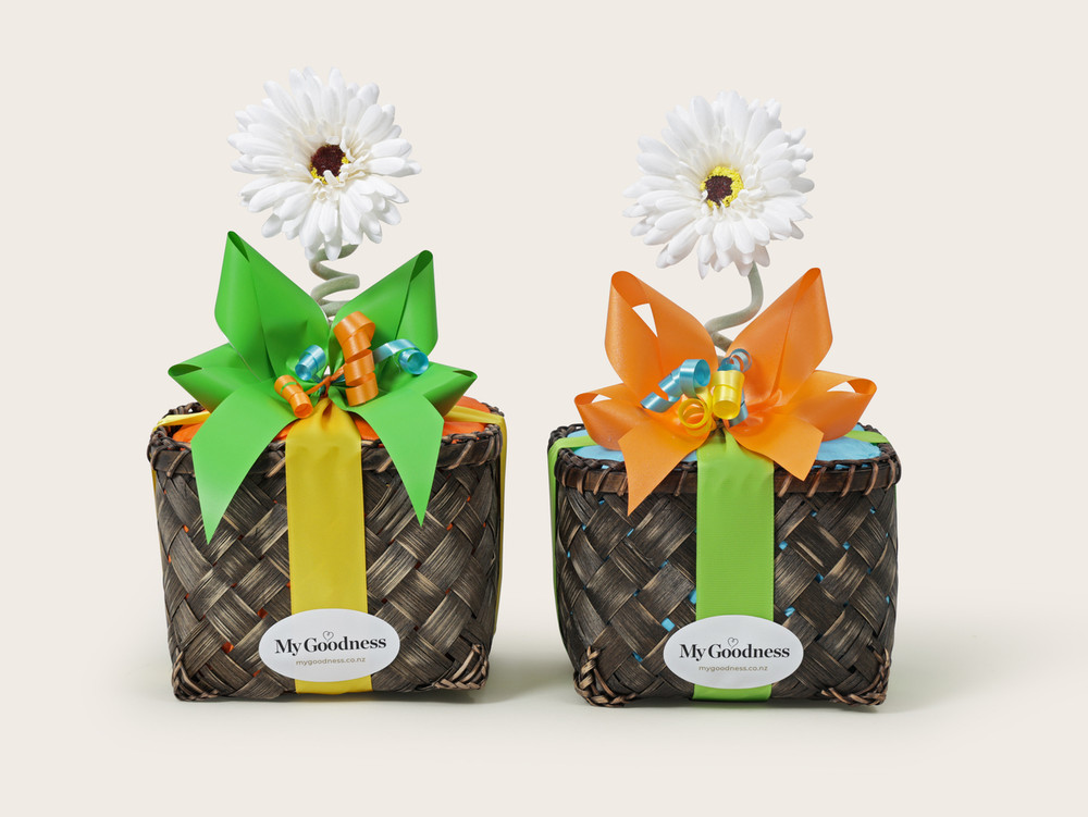 Easter Little Deluxe