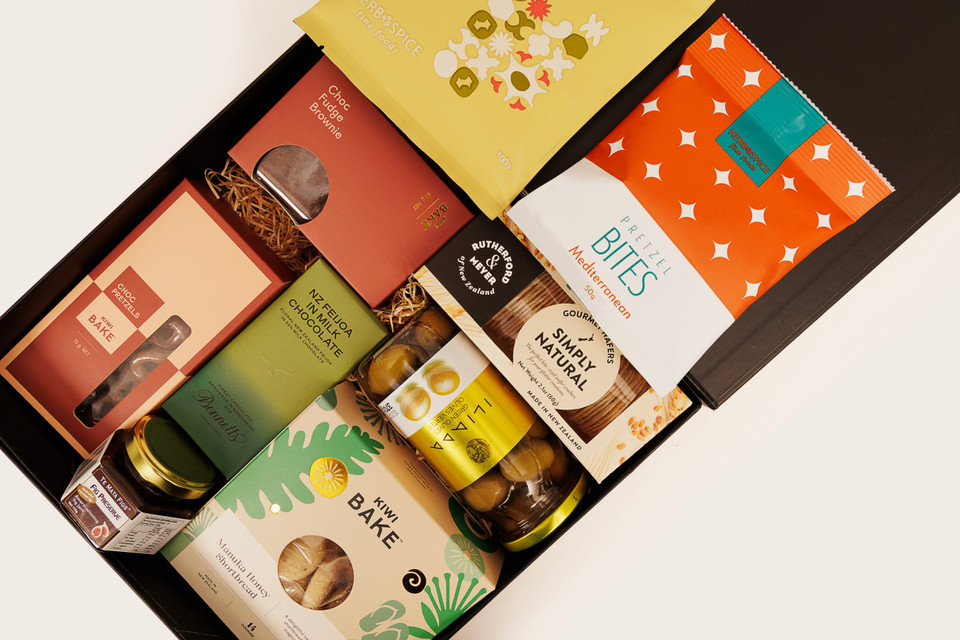 Kiwi Christmas Gift Box, open with contents