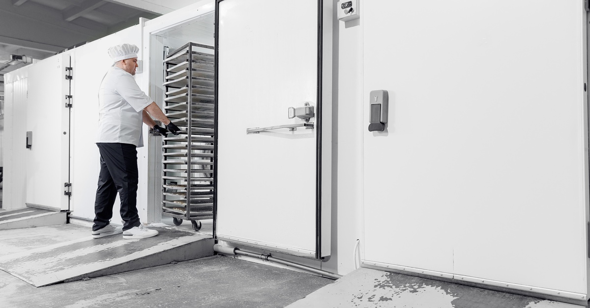 How a Walk-In Cooler Refrigeration System Works