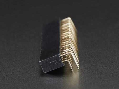 kochani20素子白3つ 0.1″ 2×20-pin Strip Right Angle Female Header - PiShop.us