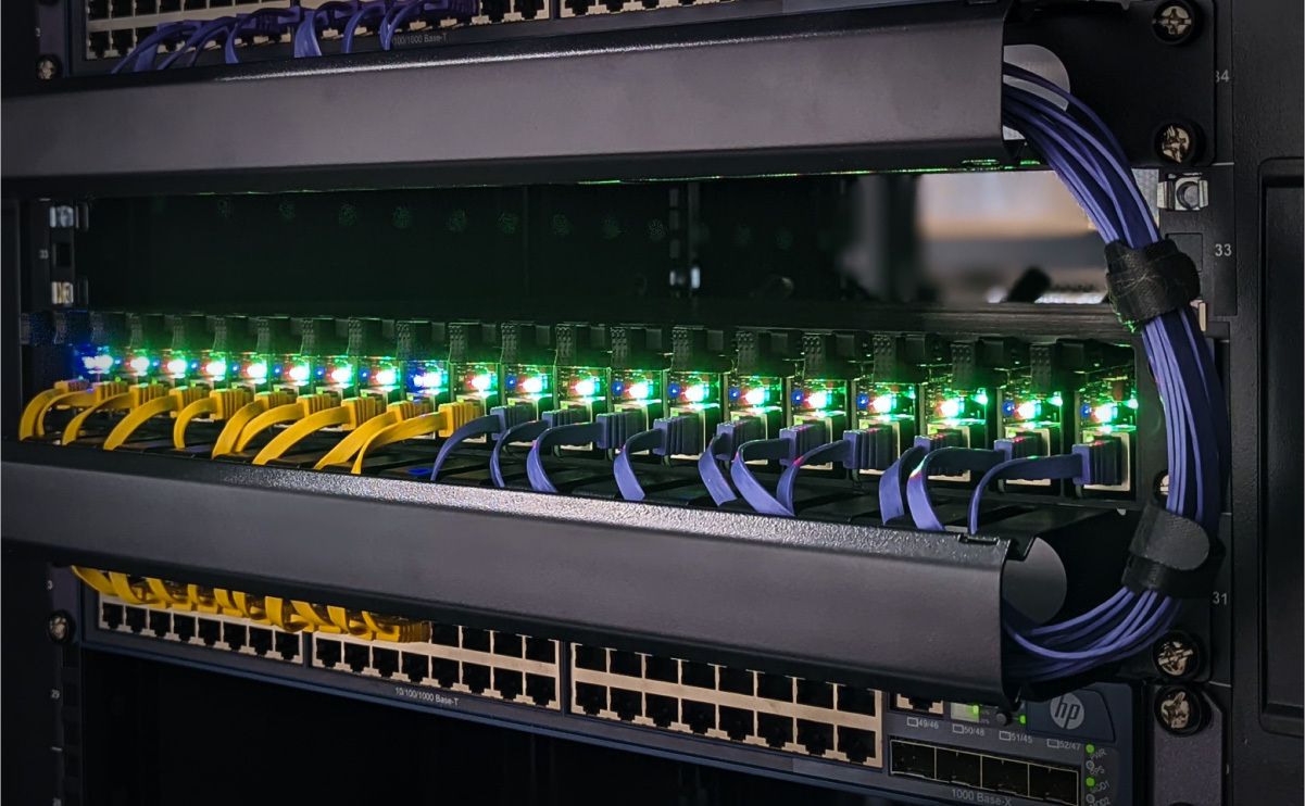 1u-bladerunner-with-running-computeblade-cluster.jpg