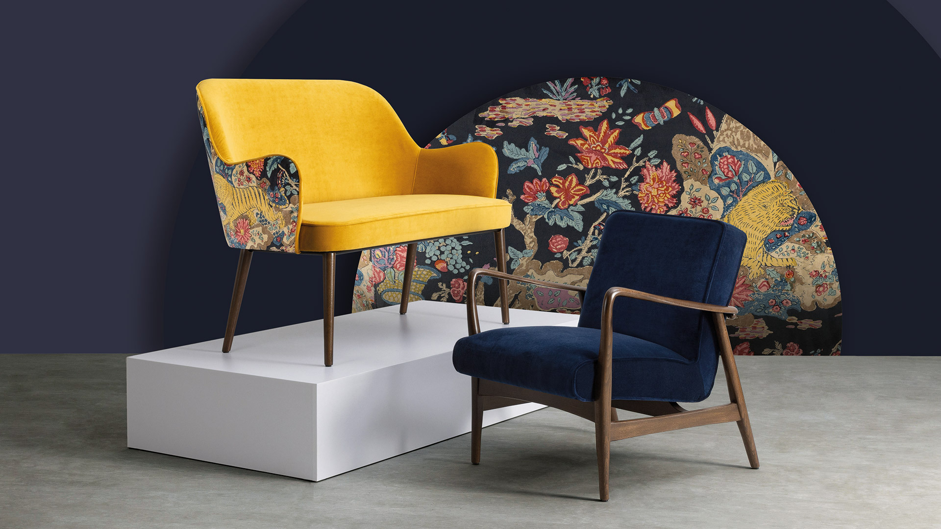 Customisable Commercial Furniture