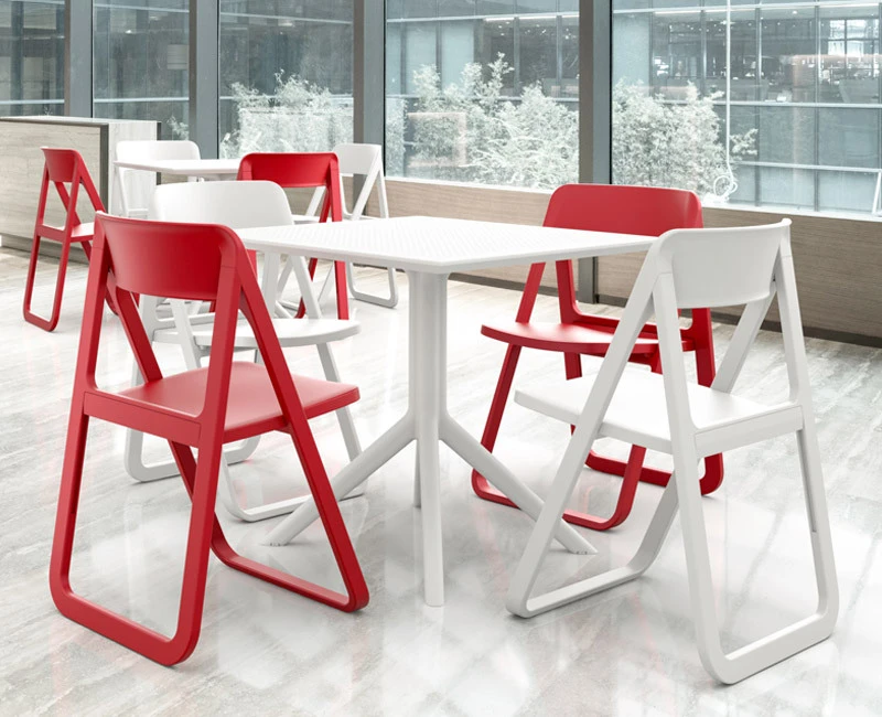 Siesta Dream Commercial Polypropylene Folding Chair