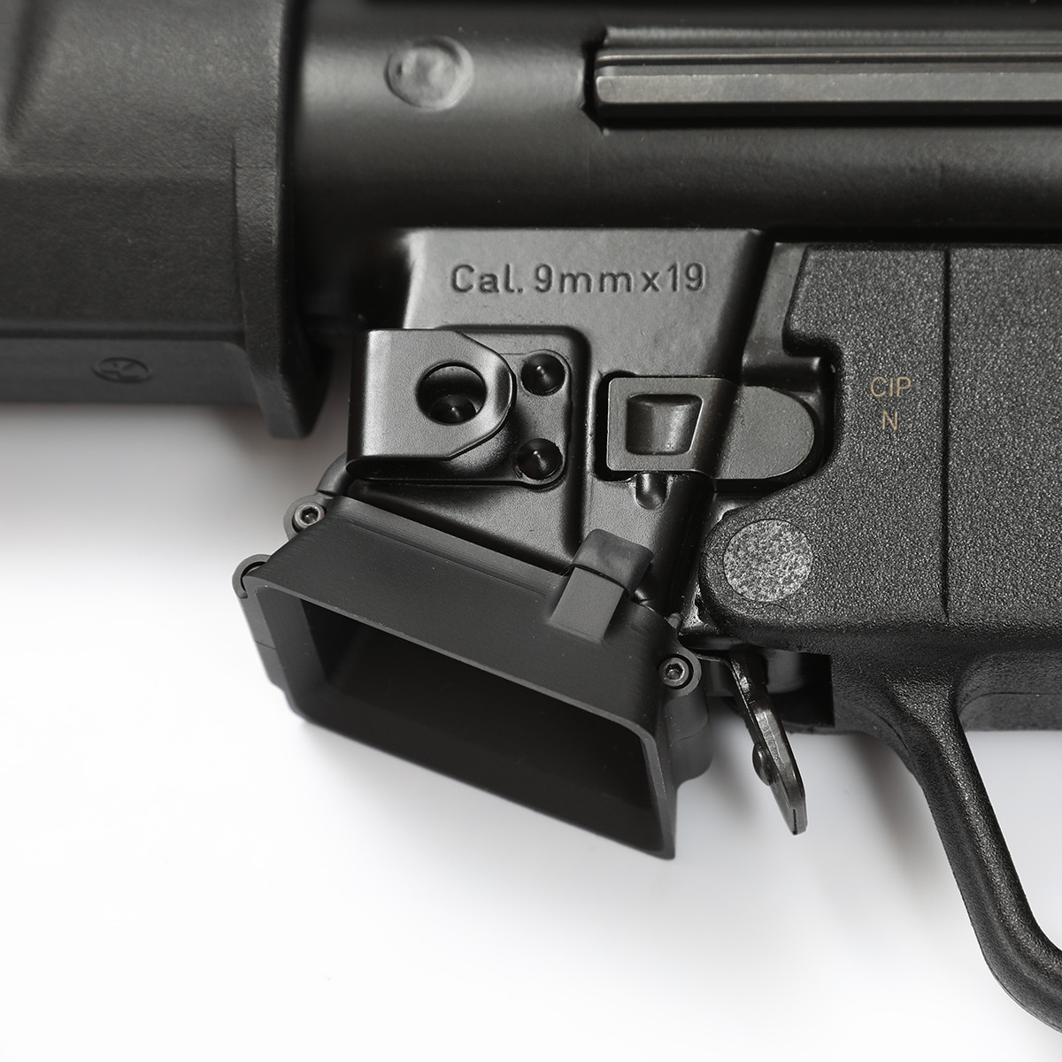 HK MP5/MP5K Flared Magwell