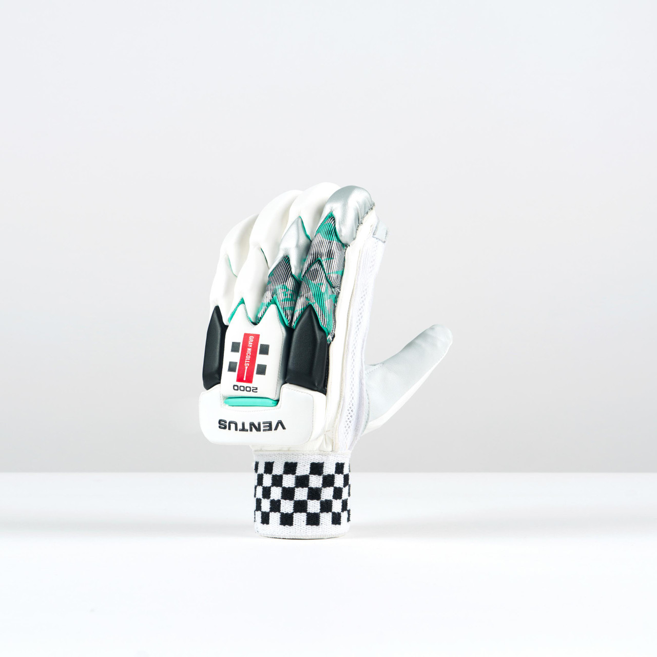Gray Nicolls Ventus 1.0 2000 Batting Gloves