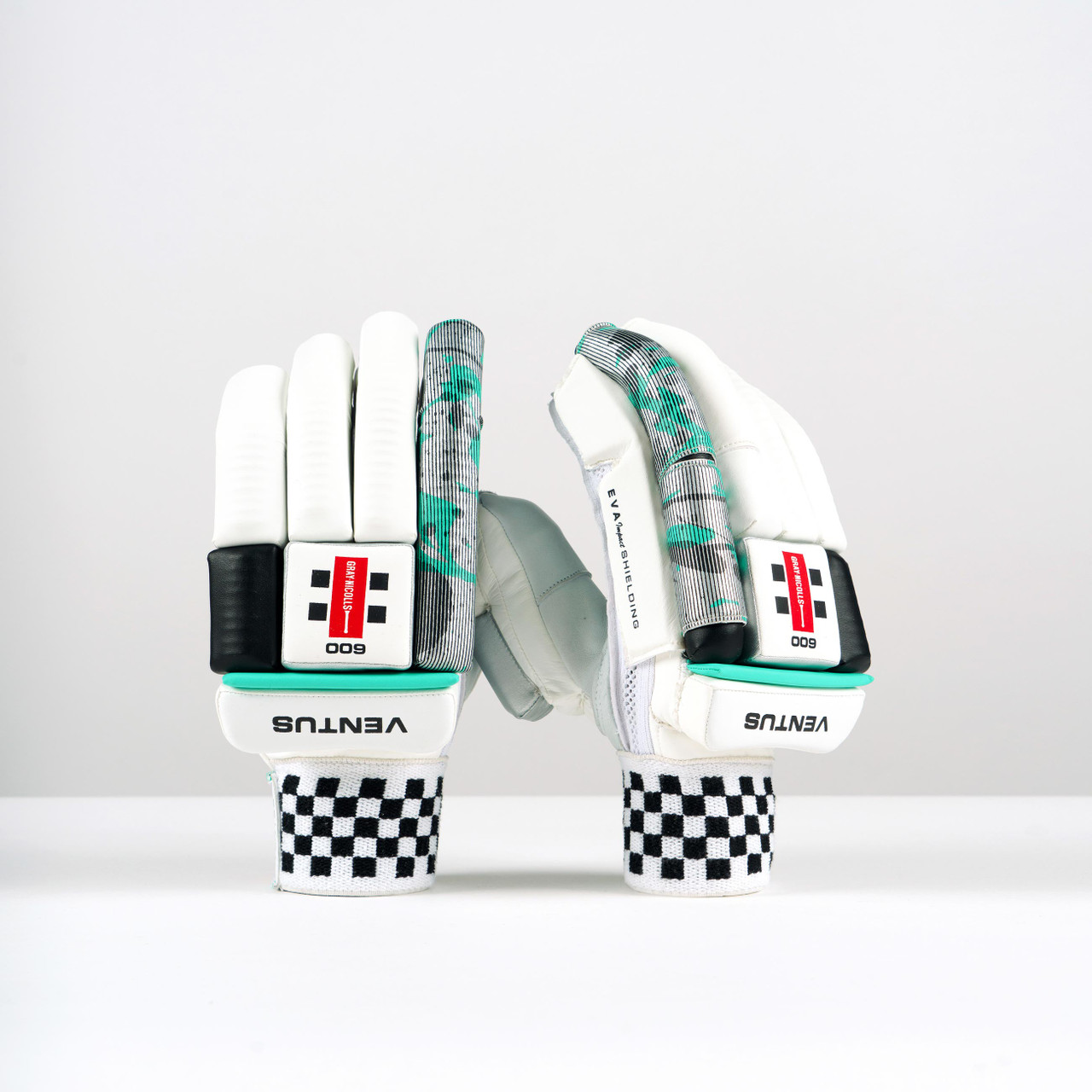  Gray Nicolls Ventus 1.0 600 Batting Gloves
