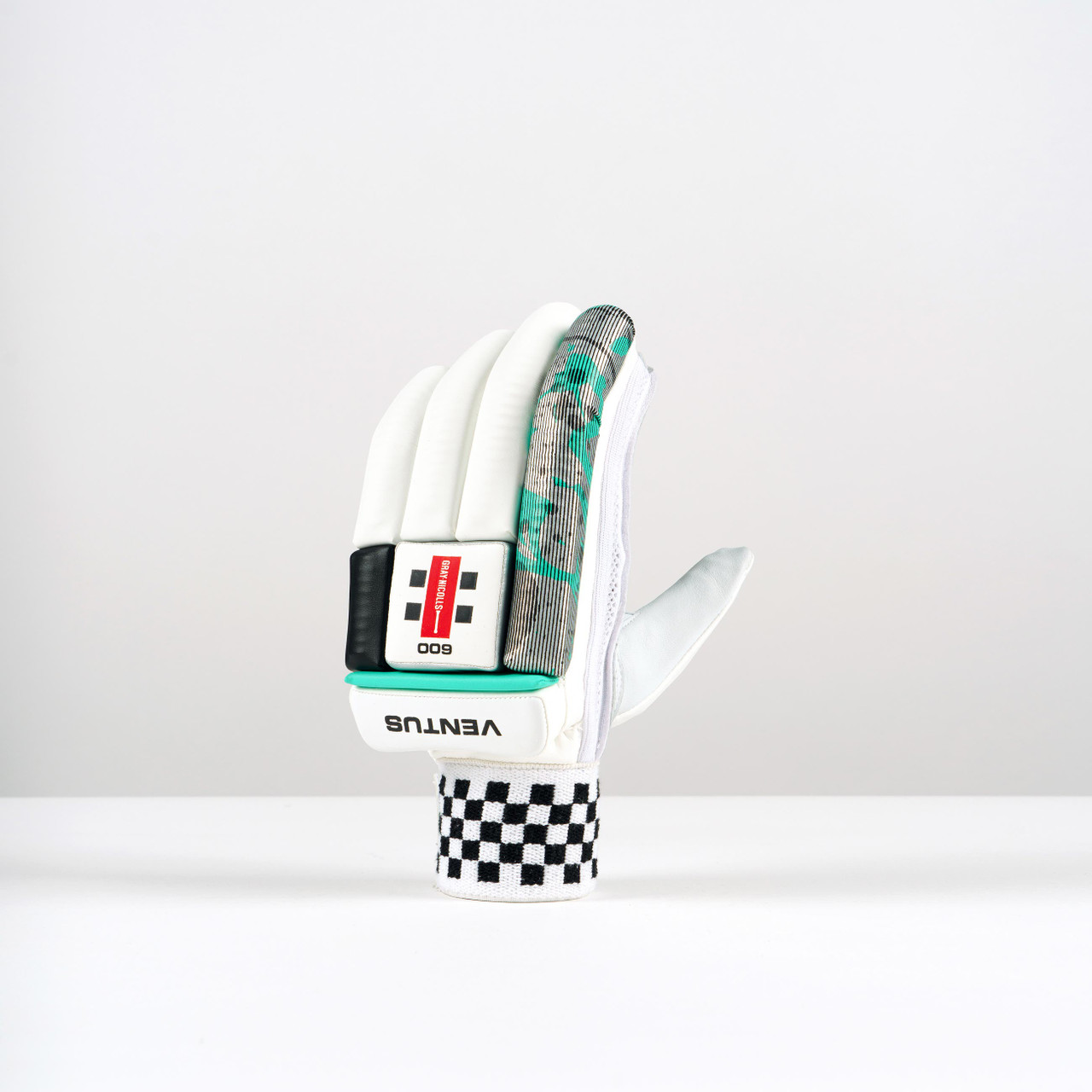  Gray Nicolls Ventus 1.0 600 Batting Gloves