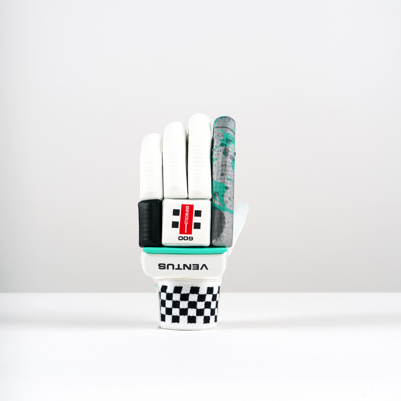  Gray Nicolls Ventus 1.0 600 Batting Gloves