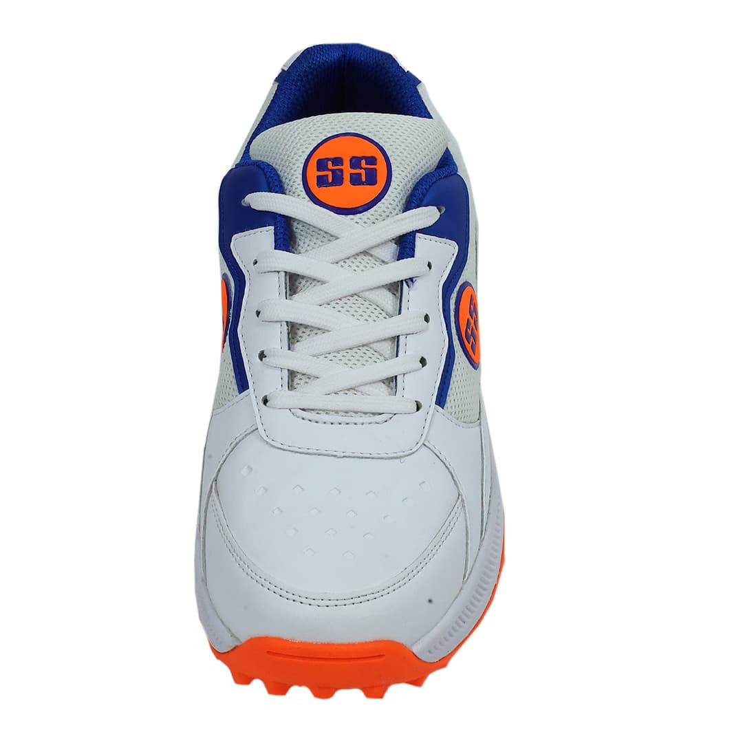 SS Master Cricket Shoes – Lightweight, High Grip Performance Footwear