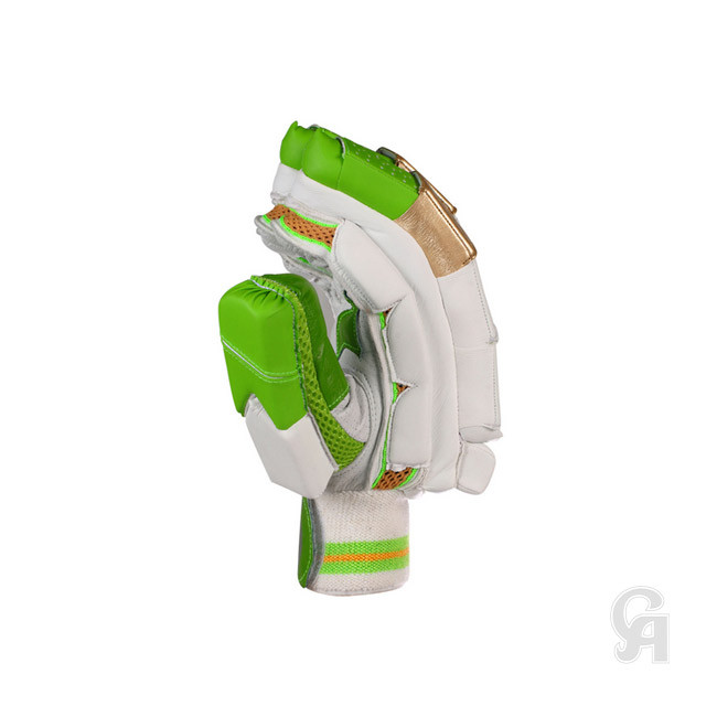 CA Plus 15000 Batting Gloves