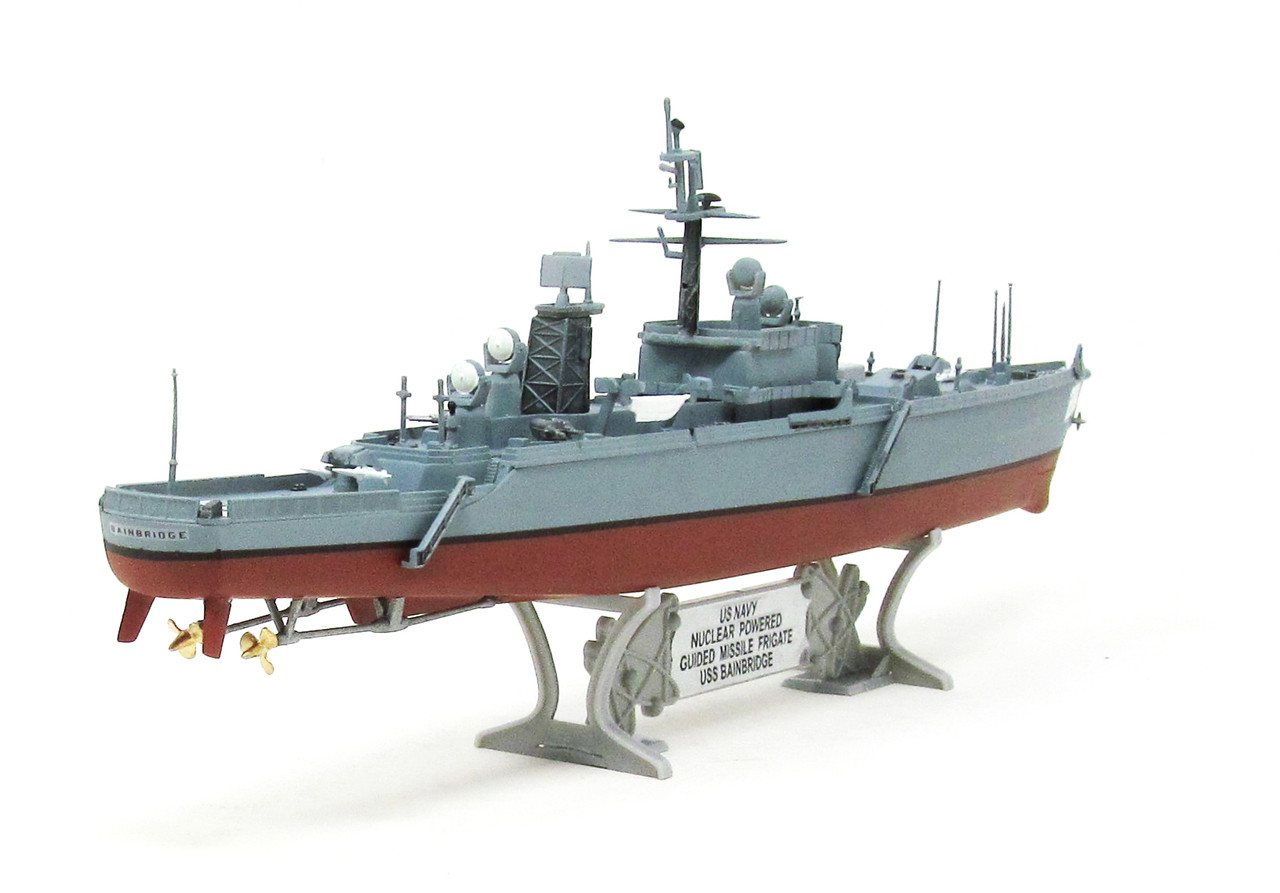 極美！USS Queen Emeraldas G-1/ペイント＆スコードロン36 1:600 USS Bainbridge (CGN-25) Nuclear Powered Guided Missile