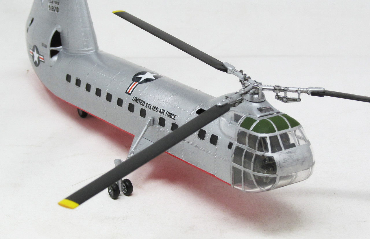 1:96 H-16 Piasecki Transporter Helicopter with Swivel Stand and